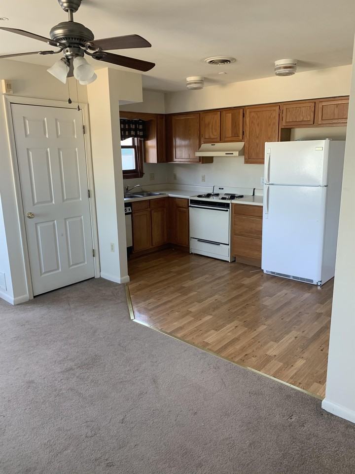 42 Commerce Street - A-4 #A4 - Photo 2 of 10