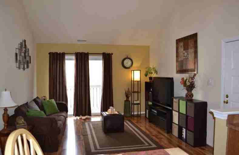 1095 Tristram Cir - Photo 3 of 18