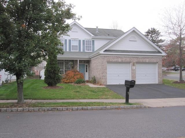 1 Muirfield Dr - Photo 2 of 24