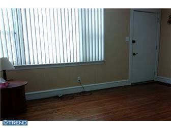 34 Oak Ave - Photo 2 of 12