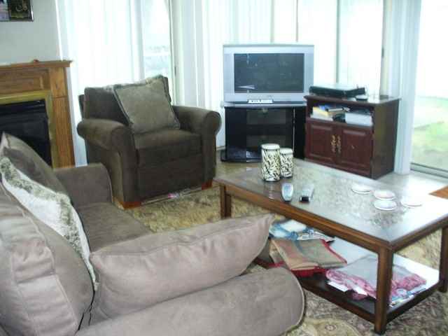 136 Heidi Ln - Photo 2 of 7