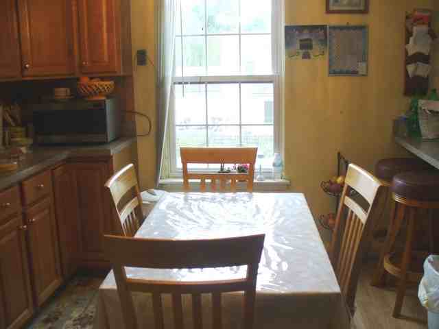 136 Heidi Ln - Photo 3 of 7