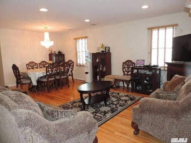 210 Lowell Ave - Photo 3 of 20