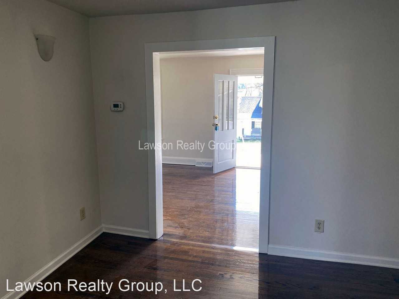 3403 Troxell Rd Se #Se - Photo 3 of 24