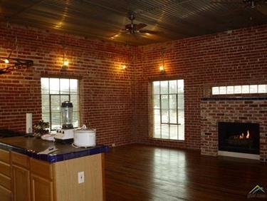 215 E Ferguson St - Photo 2 of 27