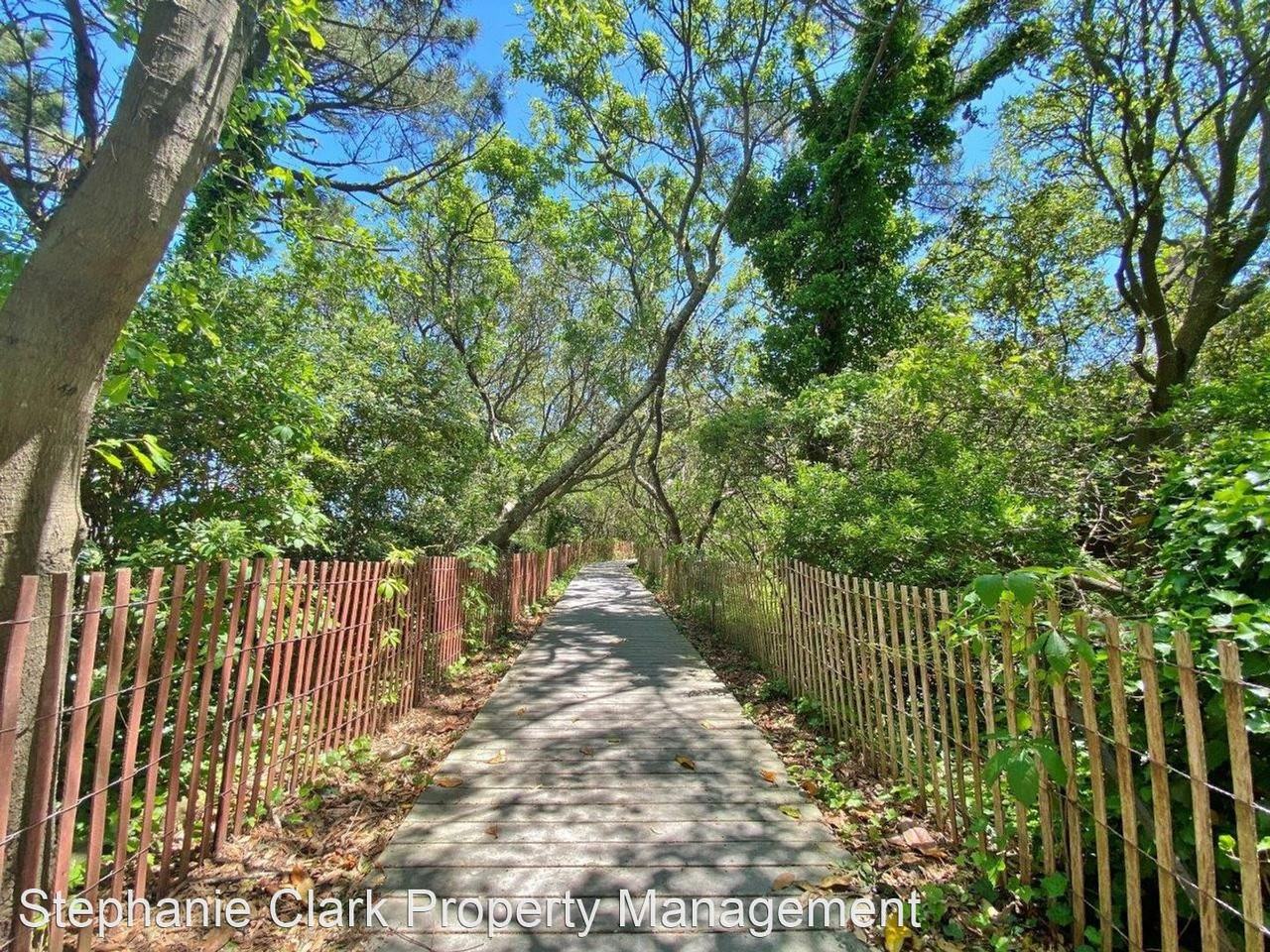 8006 Atlantic Ave - Photo 3 of 32