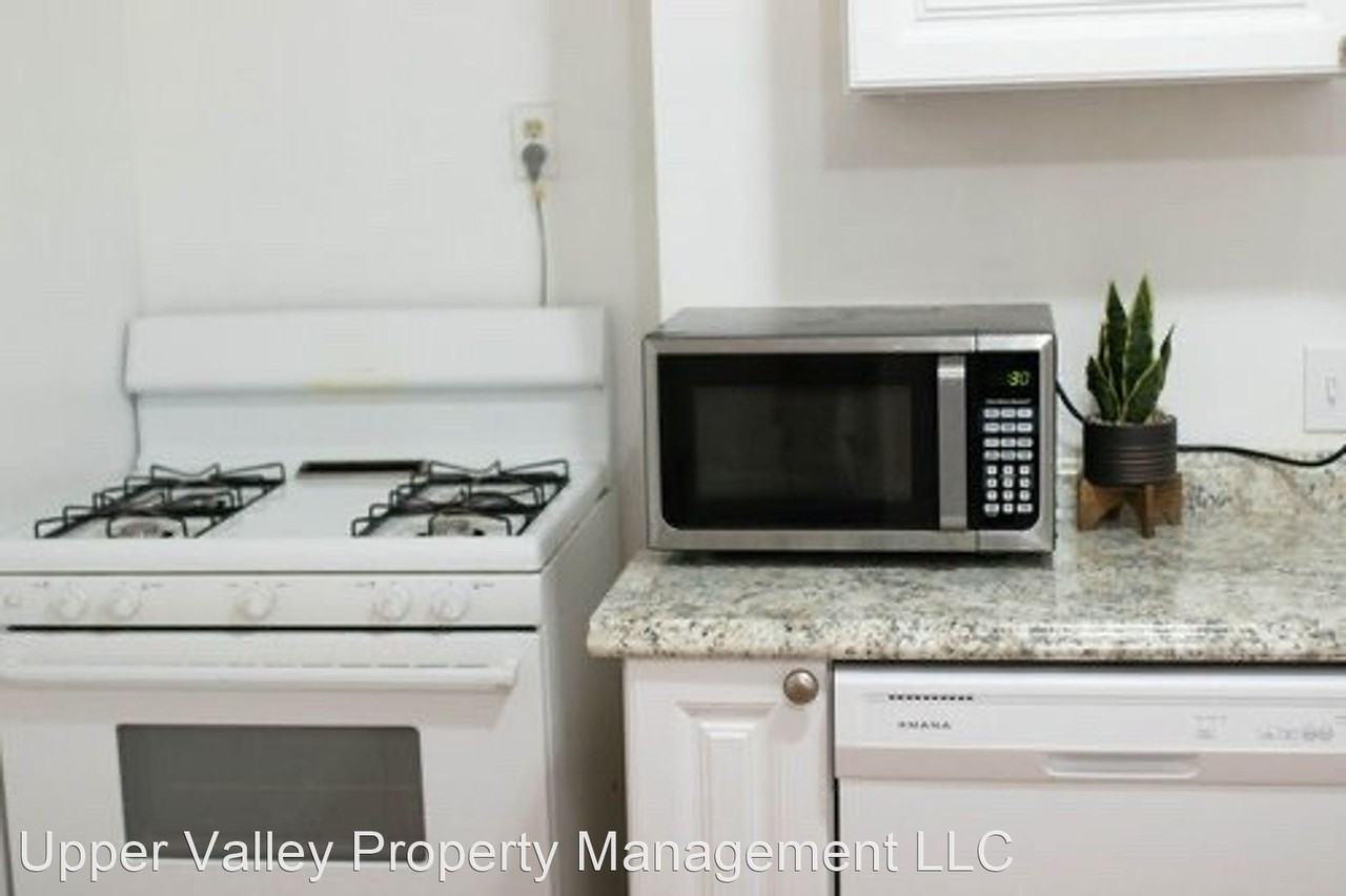 264 S 2nd W - Photo 3 of 10