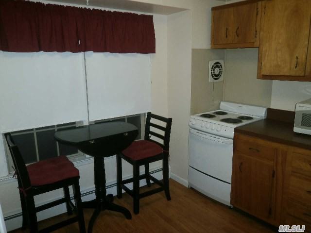 19 Suffolk Down - Photo 2 of 6