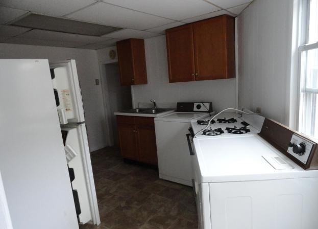 315 S Valley Ave - Photo 3 of 8