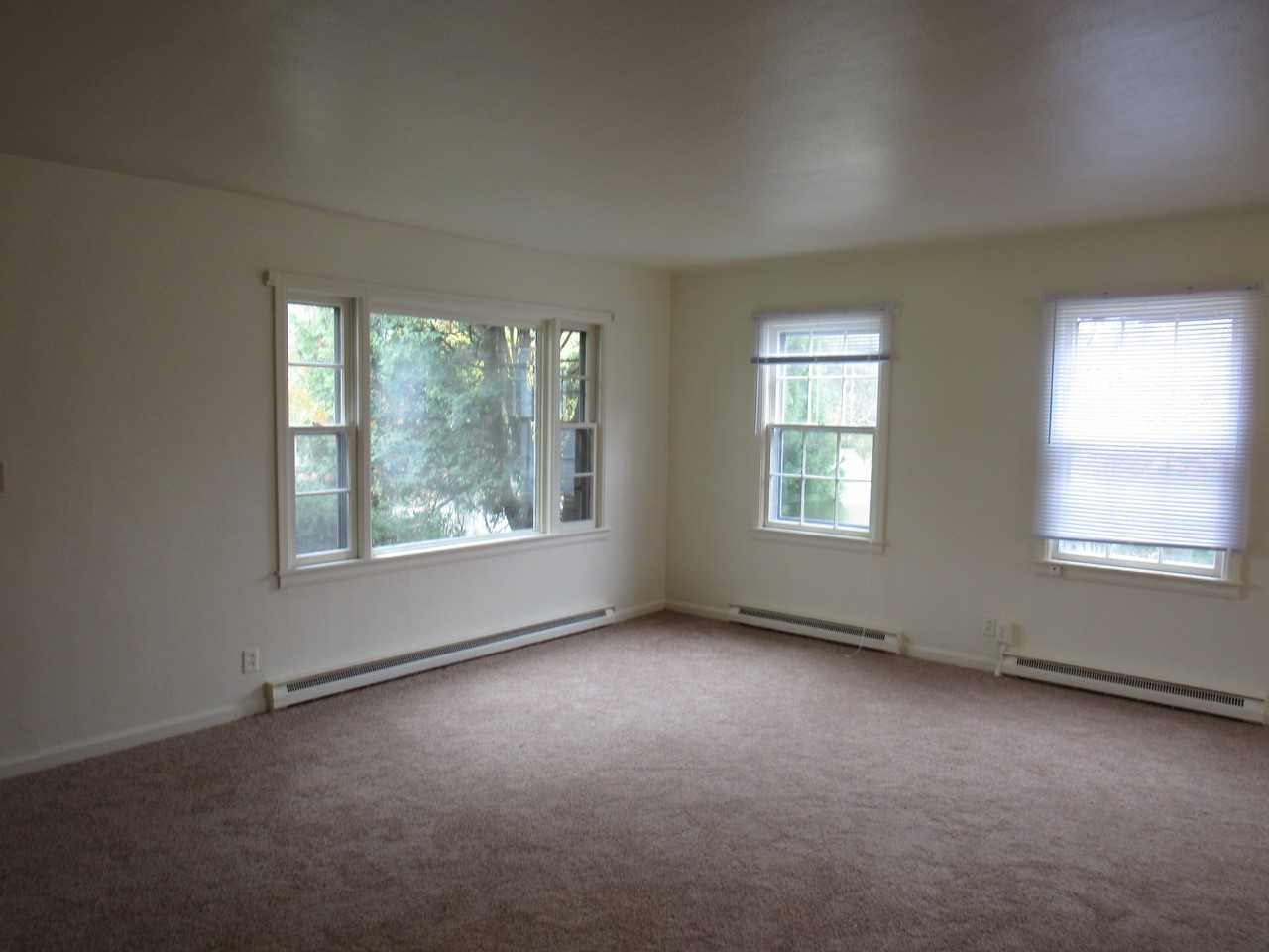 510 College Ave - Photo 2 of 20