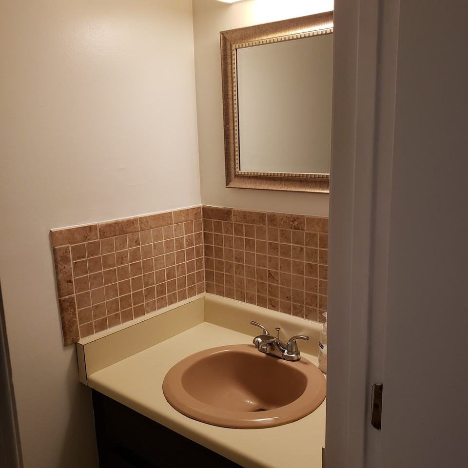 1512 Lakeview Ave - Photo 3 of 15