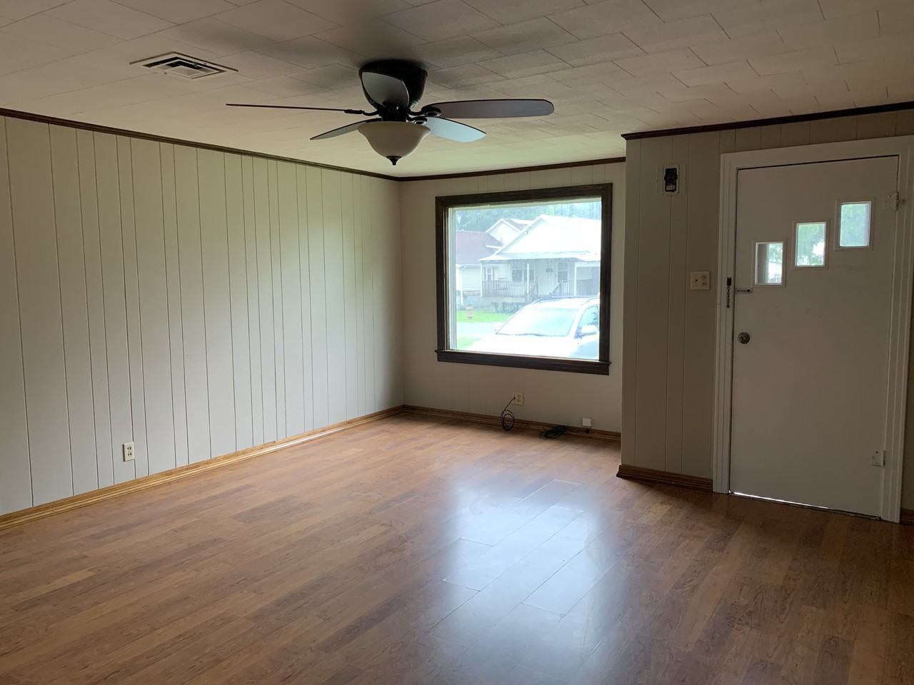 508 Thomas St - Photo 2 of 11