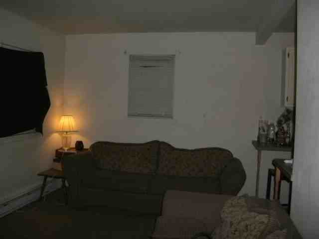 1808 Strawberry Ave - Photo 3 of 9