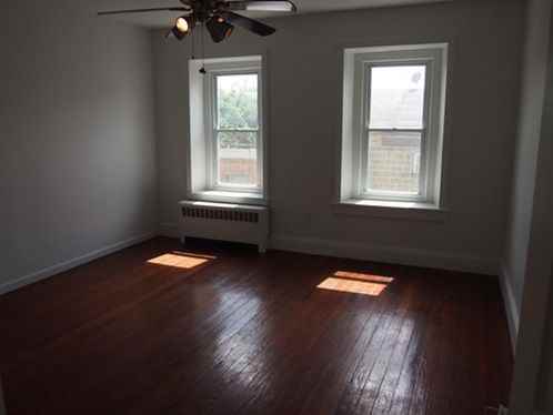 4441 Silverwood St - Photo 2 of 9