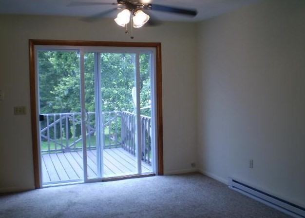 315 Tulip Cir - Photo 3 of 7