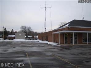 28940 Euclid Ave - Photo 2 of 15