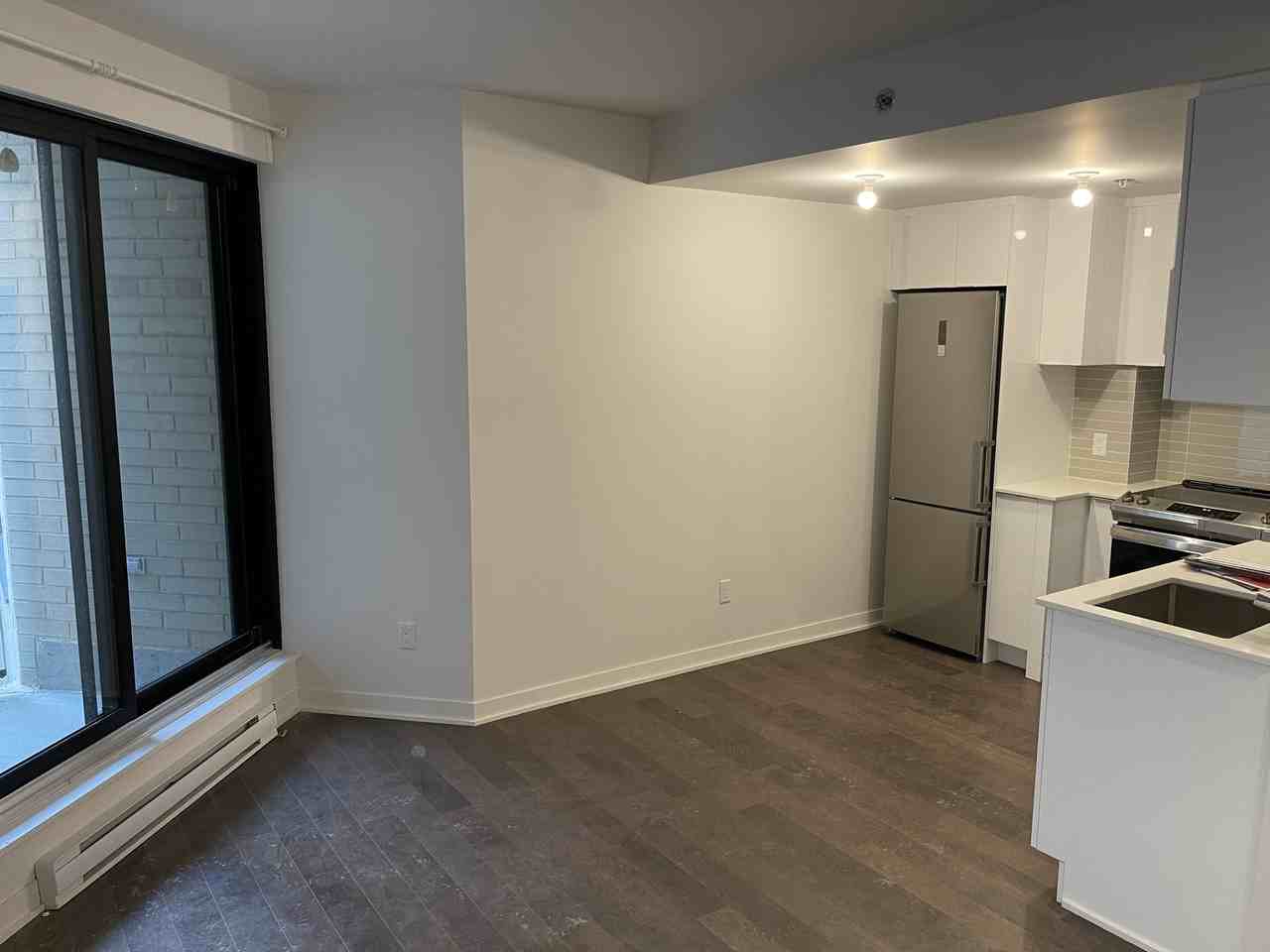 1182 Rue Crescent 212, Montréal, QC H3G 2B1 1 Bedroom Apartment for