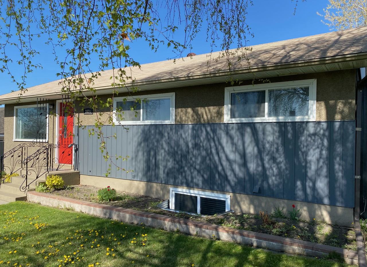 3831 Collingwood Drive Northwest, Calgary, AB T2L 0S1 5 Bedroom