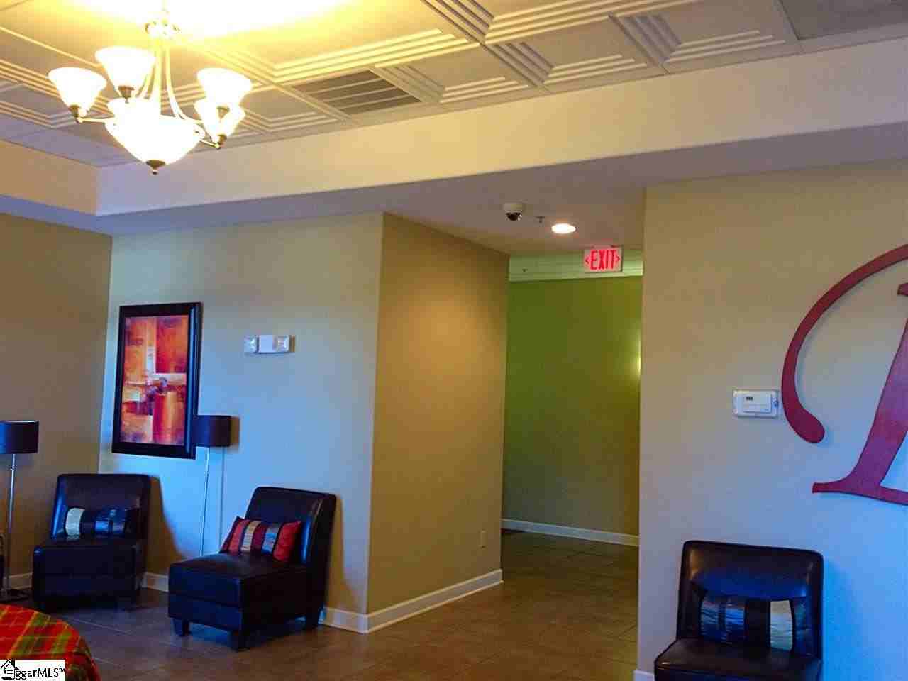 1001 Antioch Church Rd - Photo 2 of 29
