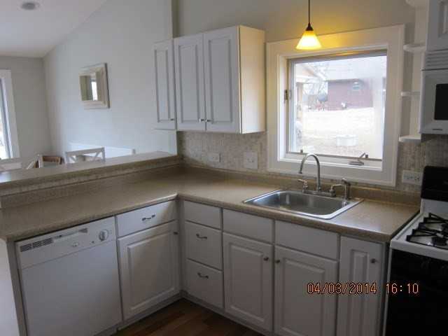 3817 W Lake Shore Dr - Photo 2 of 14