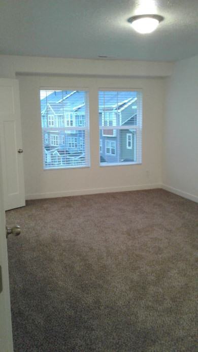 674 E 380 N #1 - Photo 6 of 8