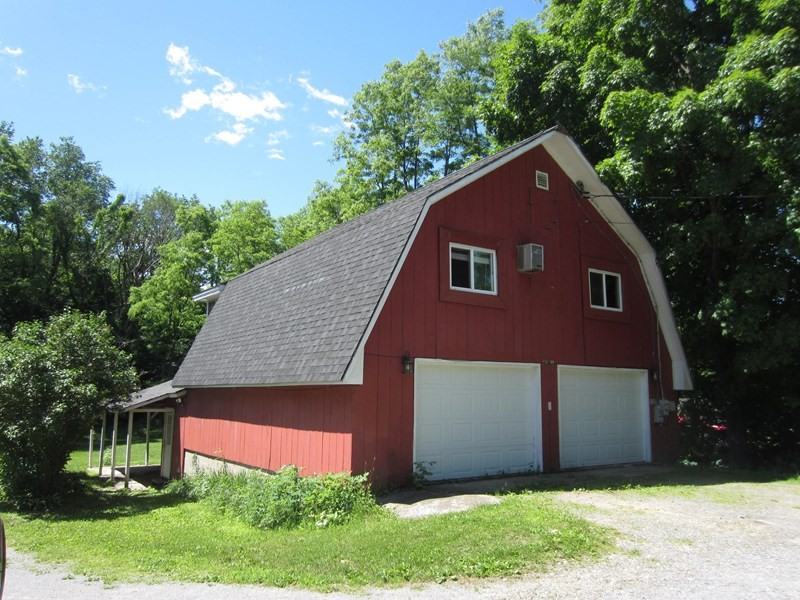 418 Middle Grove Rd - Photo 2 of 19