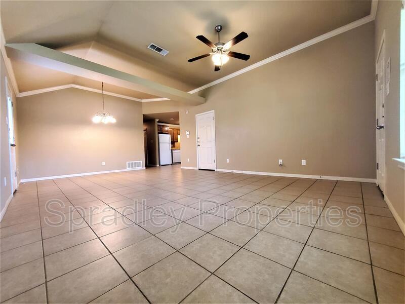 4715A Babu Ct - Photo 2 of 10