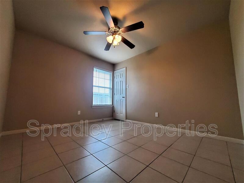 4715A Babu Ct - Photo 7 of 10