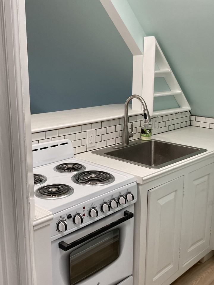 49 Maple Avenue - Photo 3 of 8