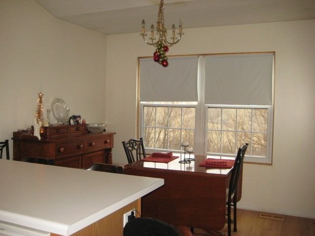 1022 Viewpoint Dr - Photo 3 of 11