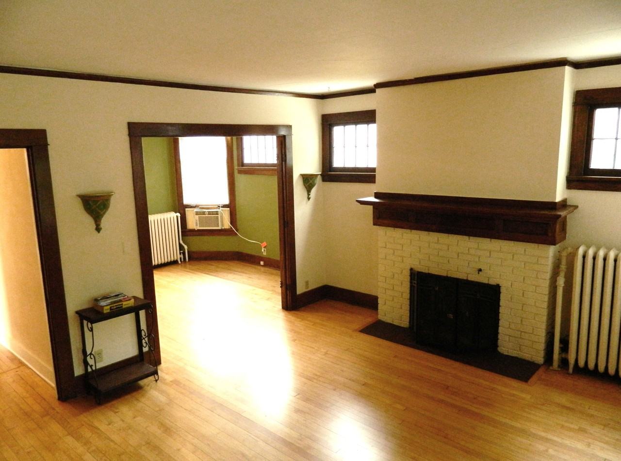 807 Van Buren St #1 - Photo 3 of 7