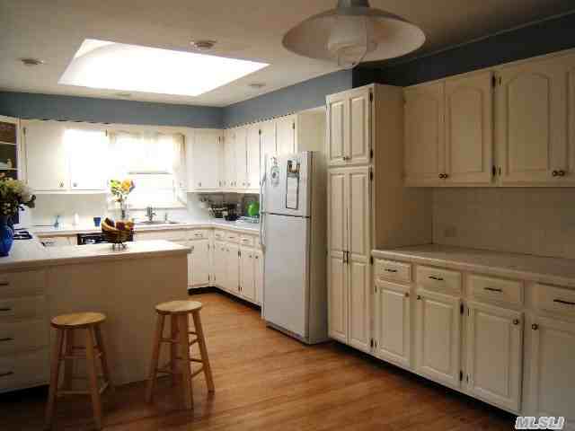 49 N Country Rd - Photo 2 of 4