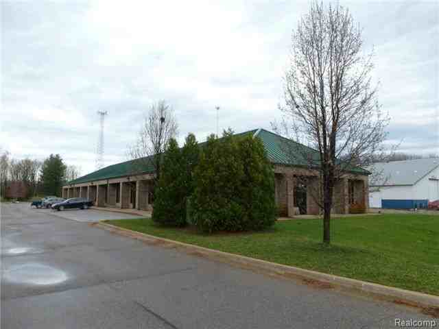 10344 Gratiot Ave - Photo 3 of 3