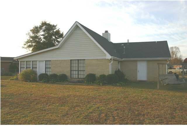 102 Duck Cove - Photo 3 of 5