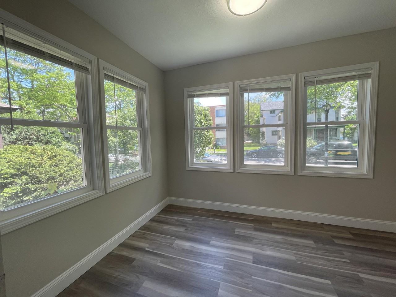 2720 Dupont Ave S #1 - Photo 5 of 19