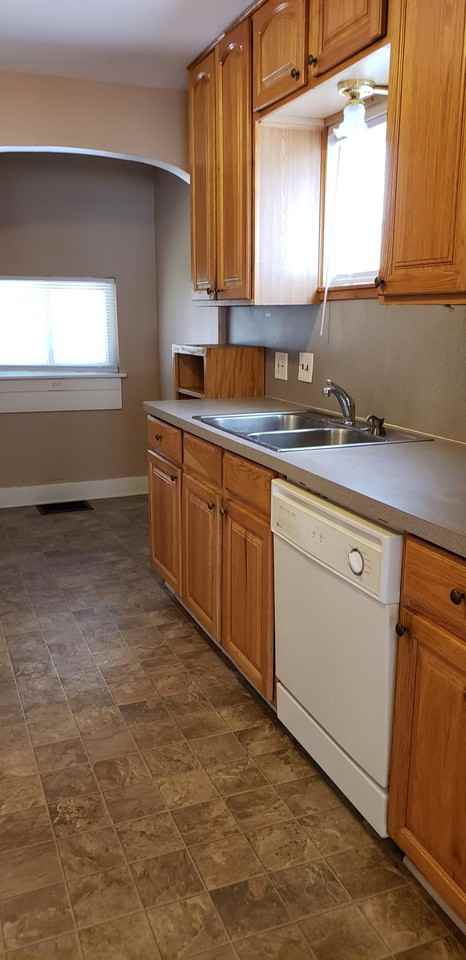 19166 Centralia #1 - Photo 5 of 11