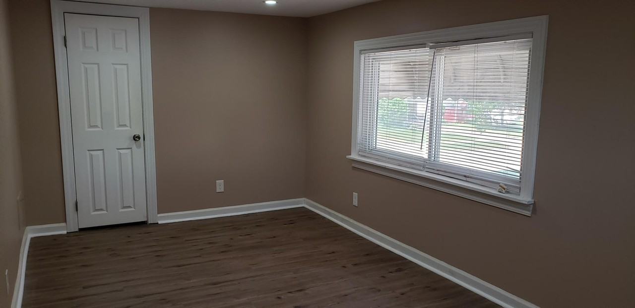 19166 Centralia #1 - Photo 7 of 11