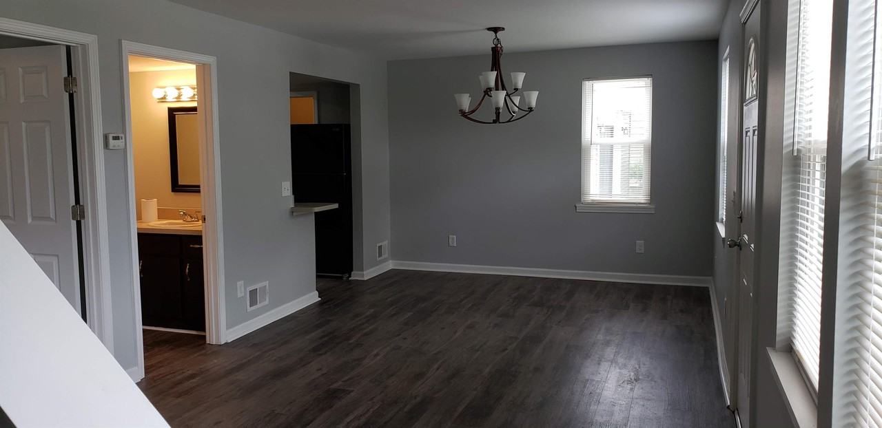 29932 Balmoral St #1 - Photo 2 of 9