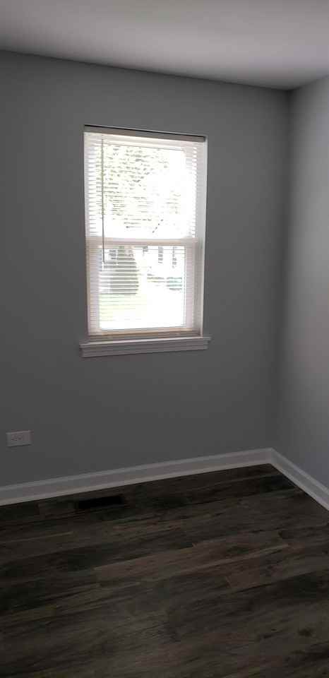 29932 Balmoral St #1 - Photo 4 of 9