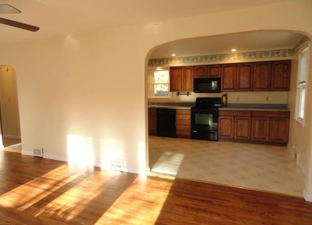 209 Beech Ln - Photo 2 of 16