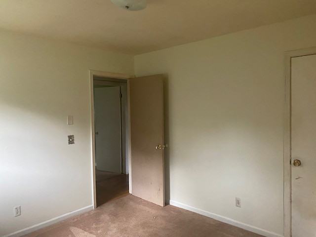 3 Prestbury Dr #1 - Photo 5 of 16