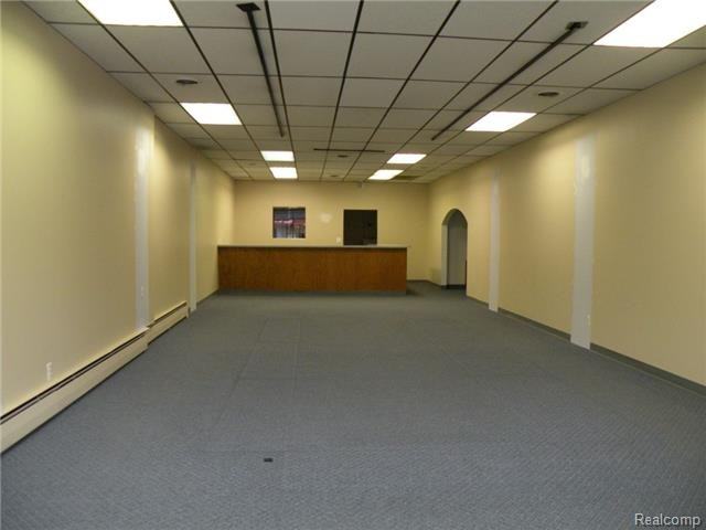 69345 Main St - Photo 3 of 17