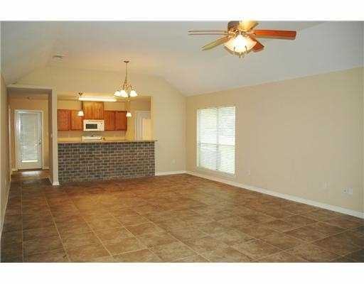 61307 Markham Dr - Photo 3 of 14