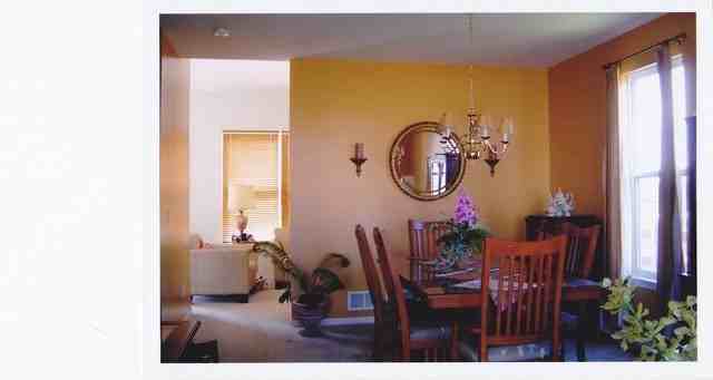 1302 Magnolia St - Photo 3 of 11