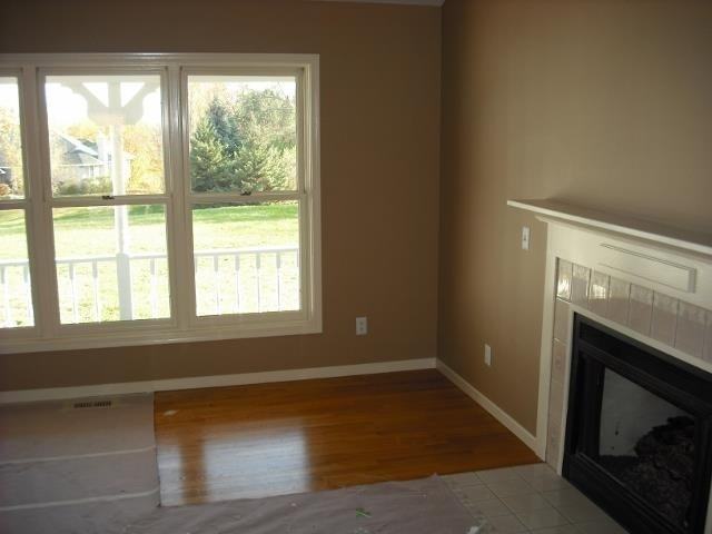 9766 E Valley Hills Dr - Photo 3 of 9