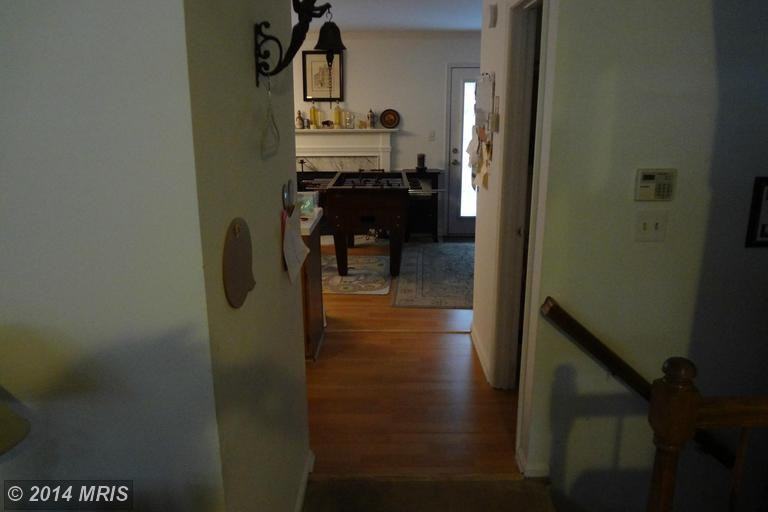 309 Bentley Ct - Photo 3 of 14