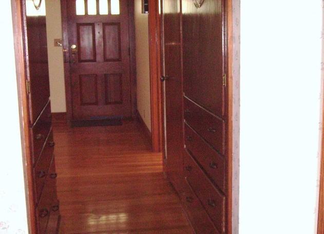 305 Colburn Ave - Photo 2 of 15