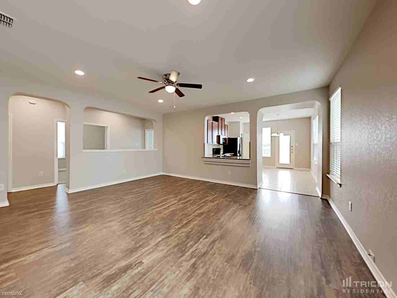 13338 Stetson Trl - Photo 3 of 15