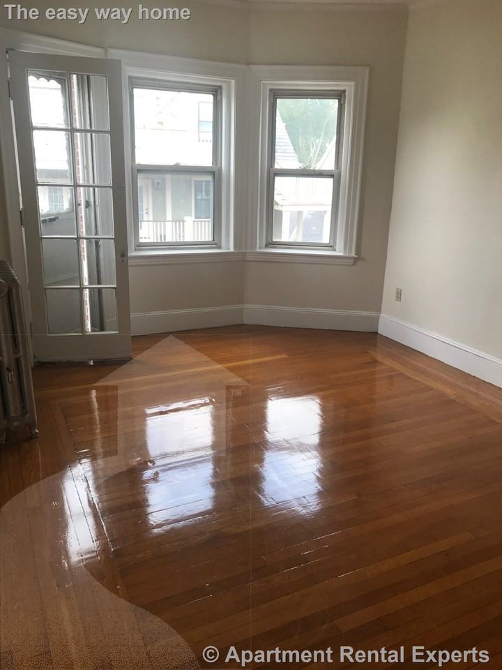 163 Summer St #34 - Photo 3 of 12