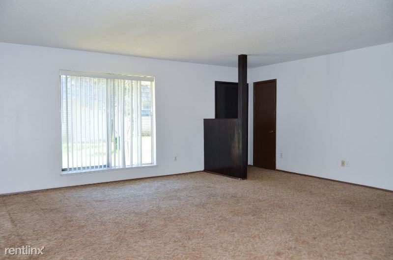 1316 1316 Bruce ave 44 - Photo 3 of 11